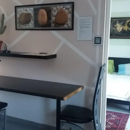 Zentrum - Parkplatz Kostenfrei *