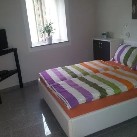 Zentrum - Parkplatz Kostenfrei